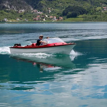 아파트 Apartman Malekin Prozor